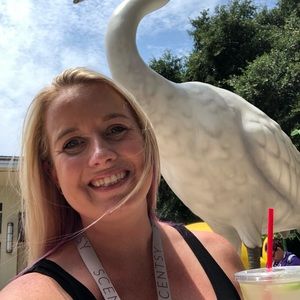 Meet your Posher, Andrea